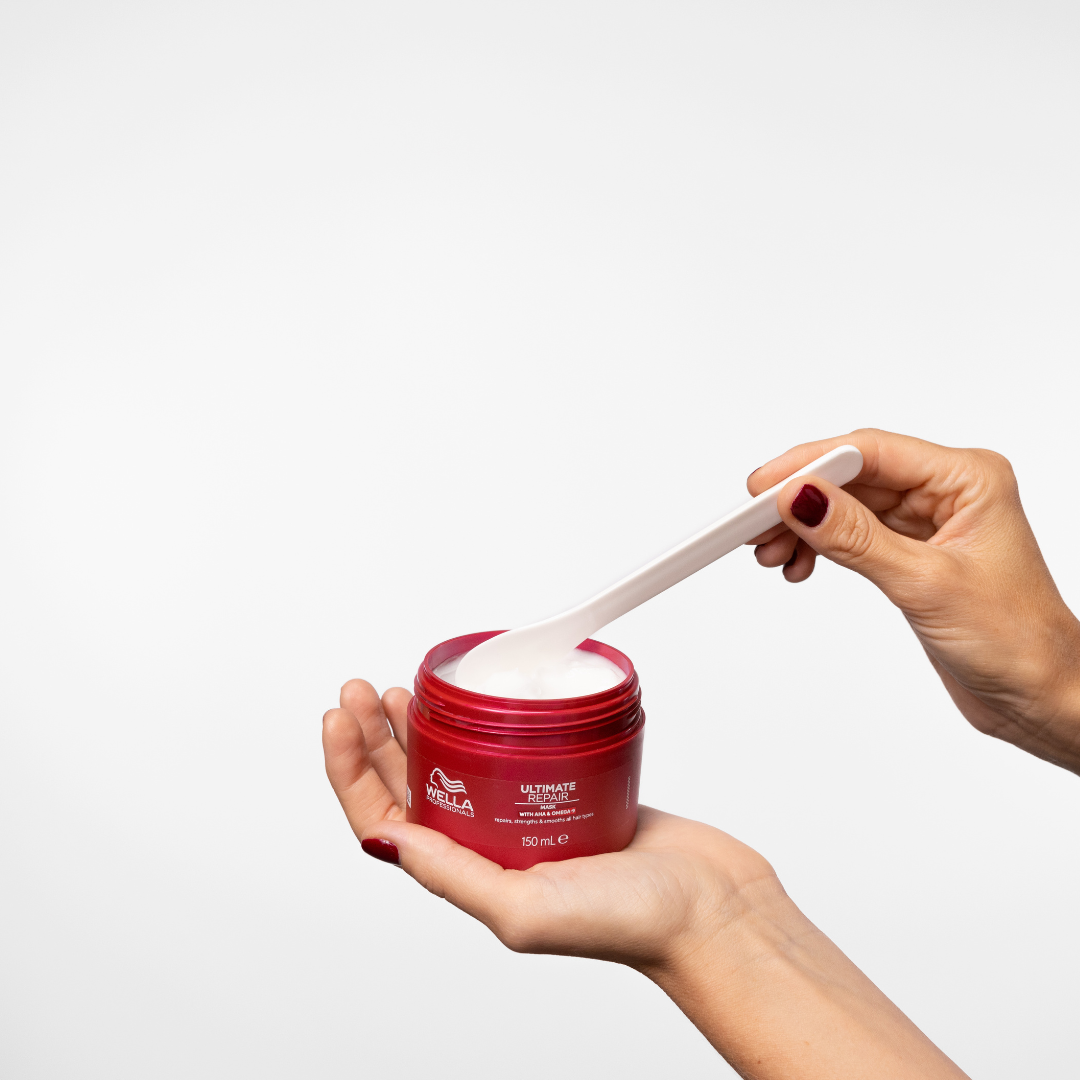 Mascarilla Intensa Reparadora para Cabello muy Dañado Wella Ultimate Repair 150ml (Paso 2) - Imagen 3